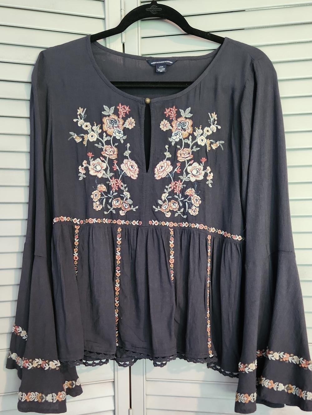 American Eagle Outfitters Navy Floral Embroidered Peasant Tunic Flowy Cottage